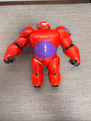 Boneco Baymax Transformável - Big Hero 6