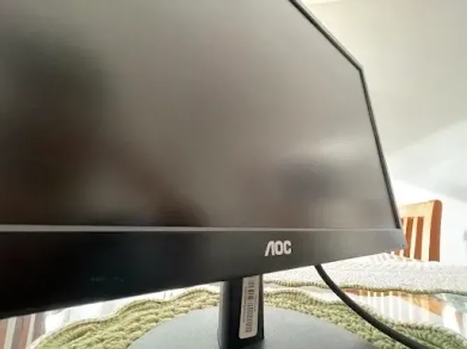 Monitor AOC 21.5" LED Full HD - HDMI/VGA - Seminovo (2023)