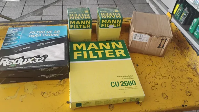 Filtros de ar, cabine e óleo.
