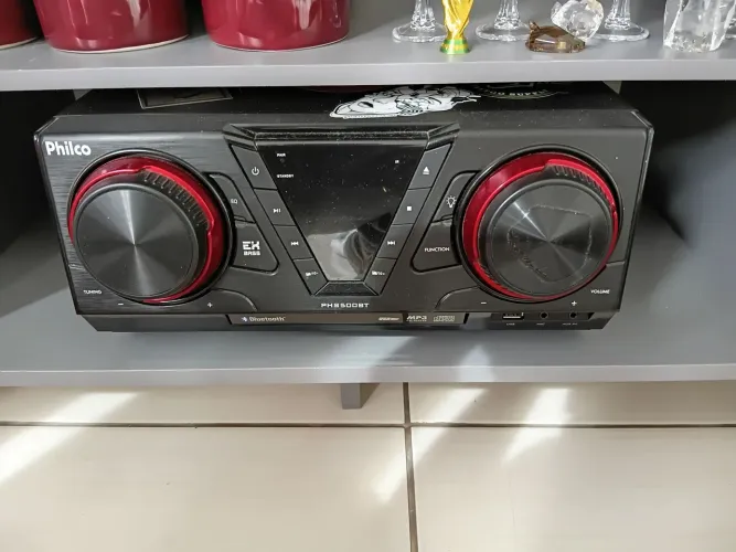 Vendo som marca philco 
