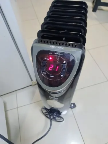 Aquecedor a óleo Philco 110V