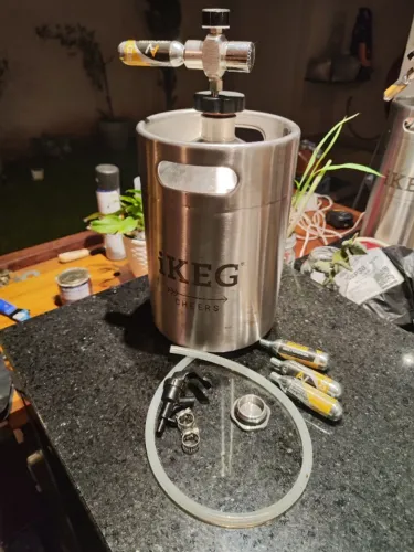 Chopeira Portátil iKEG 5L Inox + Regulador c/ Manômetro + Torneira Picnic