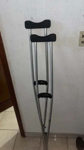 Par de Muletas em alumínio 