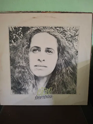 Disco Maria Betânia
