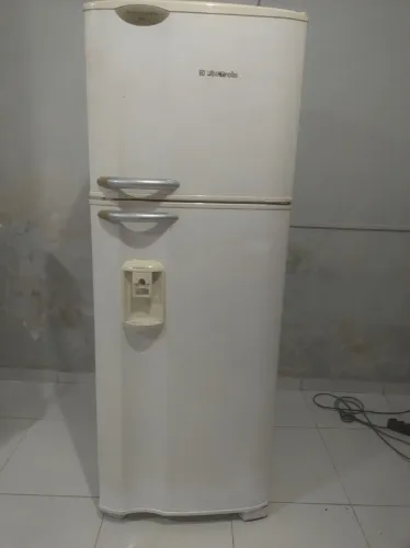 Geladeira duplex Electrolux frosfree