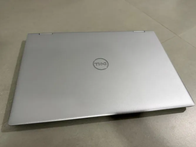 PRECAO Notebook Dell 2-in-1 | i7 | 8gb | 480gb ssd