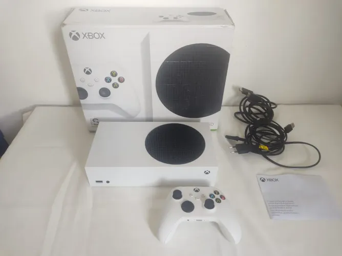Xbox Series S - Aceito cartão e envio