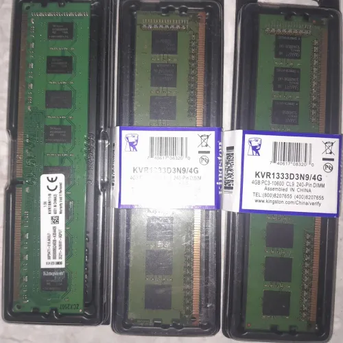 Vendo 3 memórias RAM DDR3 novas: 2 de 4GB e 1 de 8GB.