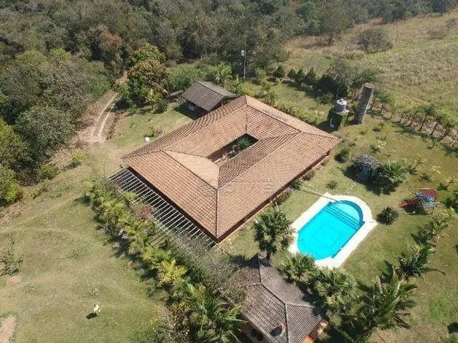 Sítio troca por apartamento em SP com 3 dormitórios à venda, 145000 m² por R$ 2.900.000 - 