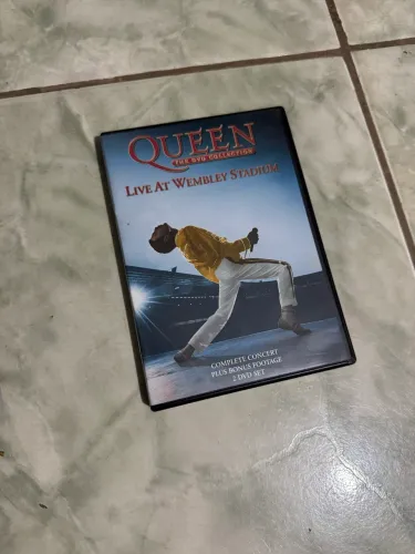 Dvd duplo queen live at wembley stadium