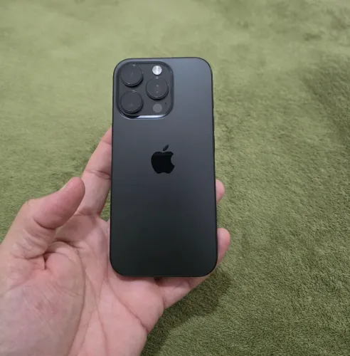 iPhone 16 Pro