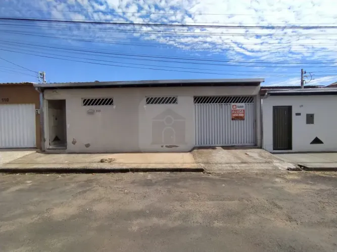 Casa para locação no bairro Canaã
