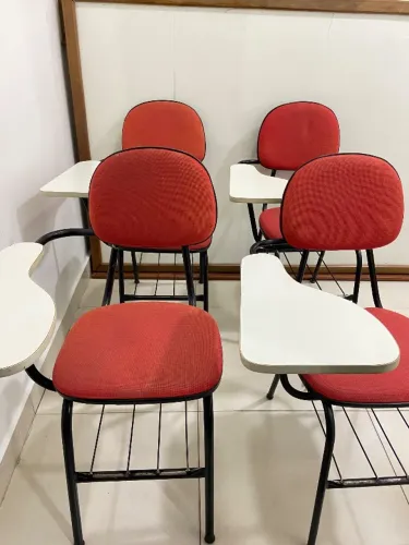 Cadeira de sala de aula