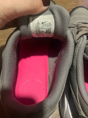 Tênis Nike feminino original 