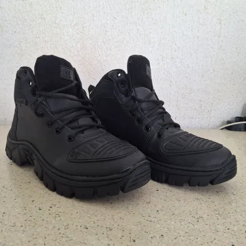 Bota Caterpillar Social e Trabalho