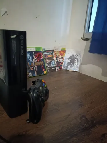 Xbox 360 desbloqueado. Com jogos