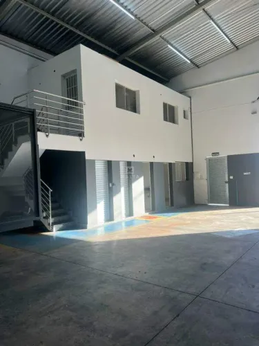 GALPÃO COMERCIAL PARA LOCAÇÃO BAIRRO DAS INDÚSTRIAS