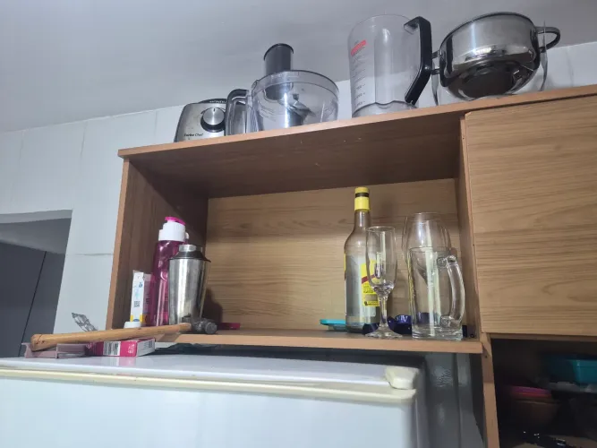 Armário Aéreo de Cozinha 2 Portas com Nicho para Micro-ondas/Forno - Amadeirado