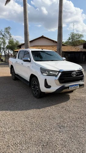 Toyota Hilux CD SRV 4X4 2.8 TDI Diesel Aut. 2021