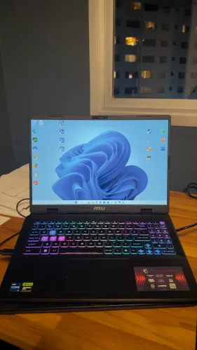 Notebook MSI Crosshair 16HX - RTX 4070