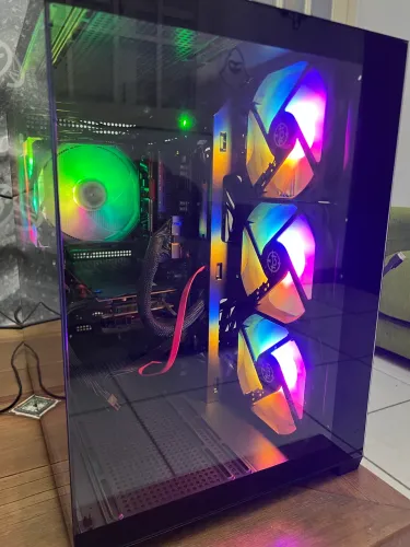 PC Gamer FX 8350 + RX 570 8GB + 24GB RAM + SSD
