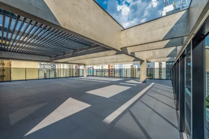 Cobertura, em edifício corporativo, em Pinheiros com 661m²