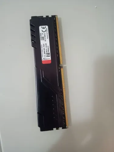 2 Memórias RAM DDR4 8GB 2666mhz