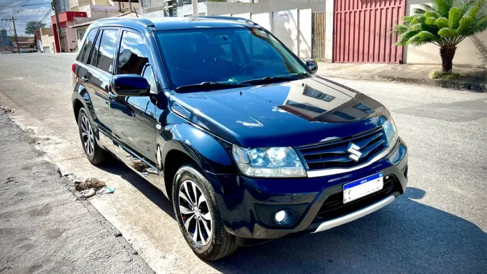 Suzuki Grand Vitara 2.0 16V 4x2/4x4 5P Mec. 2013