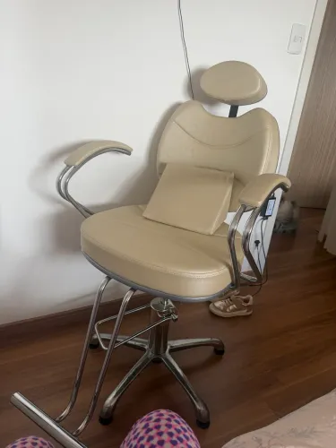 Vendo essa cadeira hidráulica