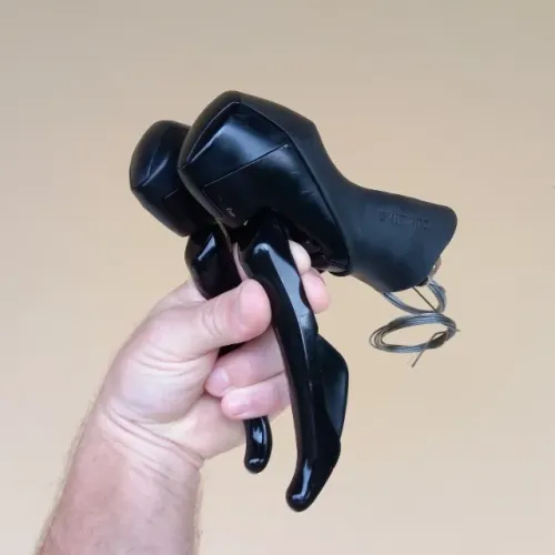 Trocador STI Shimano Tiagra RS405 Hidráulico 2 x 10 Velocidades