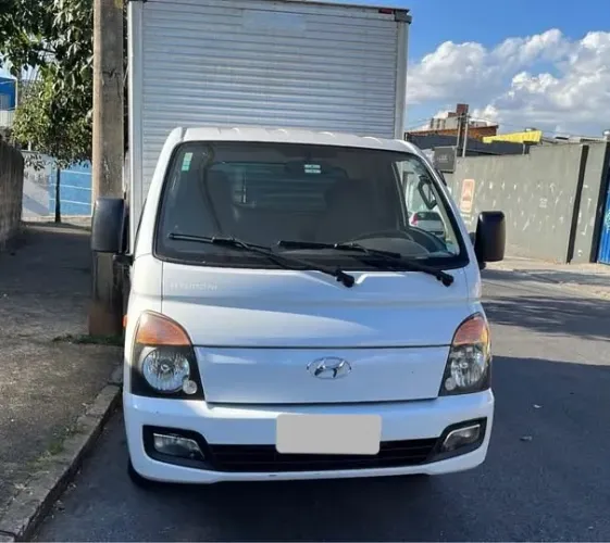 Hyundai HR baú