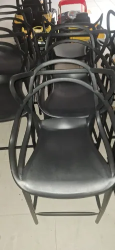 Kit com 7x banquetas altas Allegra