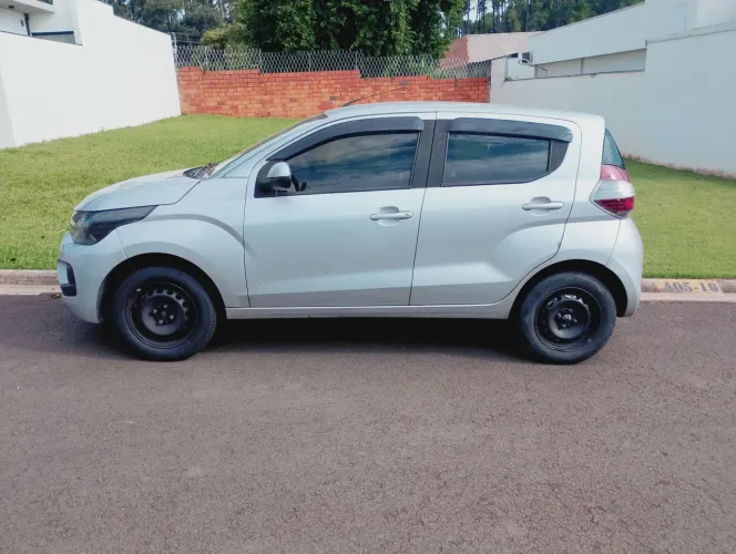 Mobi 2018 completo caução r$ 1.300 semanal r$ 650,00