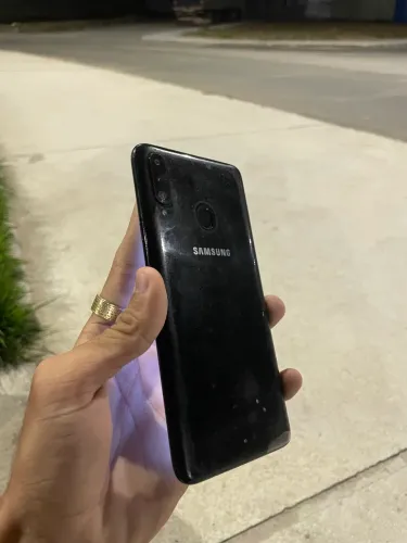 Samsung A20S