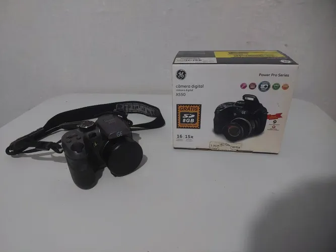 Câmera Digital semi-profissional GE X550 (Para Consertos / Peças)