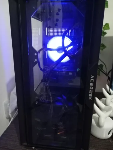 PC GAMER - RX 580, 16 RAM, Xeon 2680