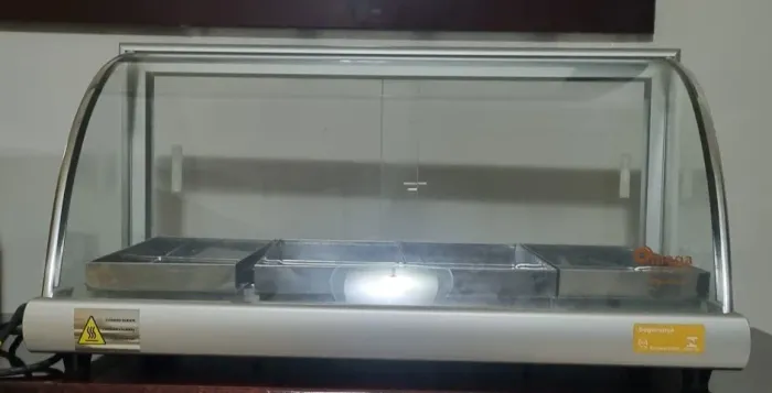 2 Estufas para salgados 4 bandejas Prata com umidificador - 220V - Omega