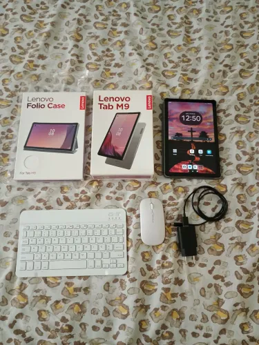 Lenovo Tab M9 64GB + Kit Completo (Capa, Teclado e Mouse Bluetooth)