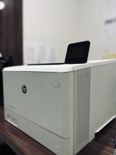 Color Laser Jet Pro m454dw