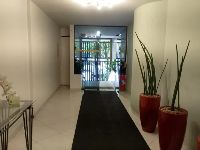 Apartamento para aluguel possui 63,00 metros quadrados e 1 quartos em Botafogo - Rio de Ja