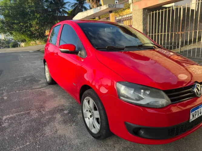 Volkswagen Fox 1.0 MI Total Flex 8V 3P 2012