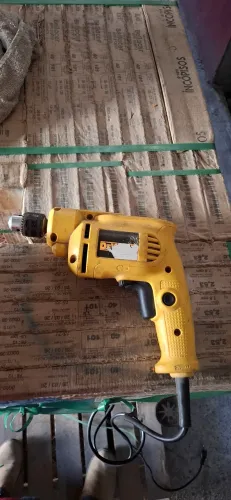 Furadeira e parafusadeira dewalt