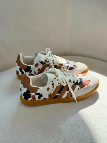 Tênis casual estiloso importado primeira linha