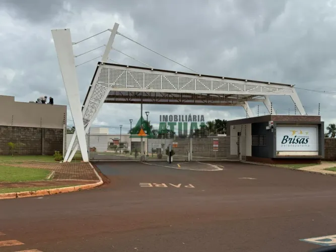 Chacara com 160 m² localizado a 2 km do centro de Alvorada do Sul/PR.