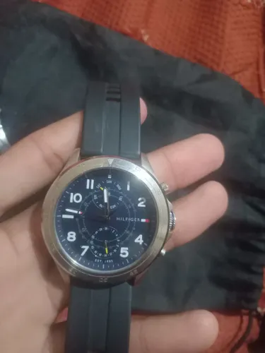 Vendo relógio Tommy original só trocar a bateria,faço troca, e aceito proposta