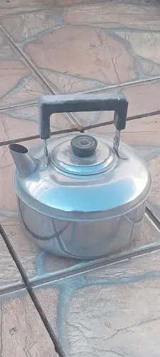 Chaleira antiga  decoração 