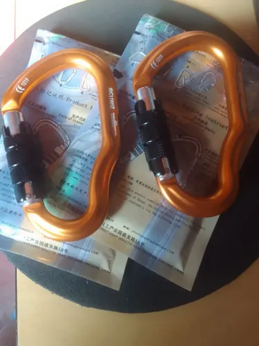 Mosquetões HMS (NOVOS) CE+UIAA c/ trava automática