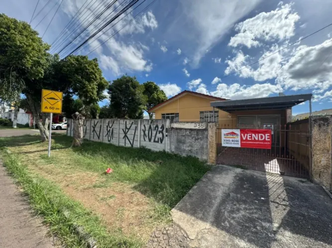 EXCELENTE TERRENO DE ESQUINA EM ÓTIMA LOCALIZAÇÃO!!!