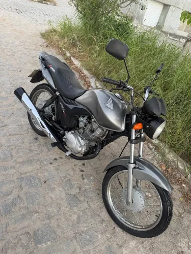 CG Fan 150 2012, em dias no meu nome pronta para transferir, motor filé, moto foi de único