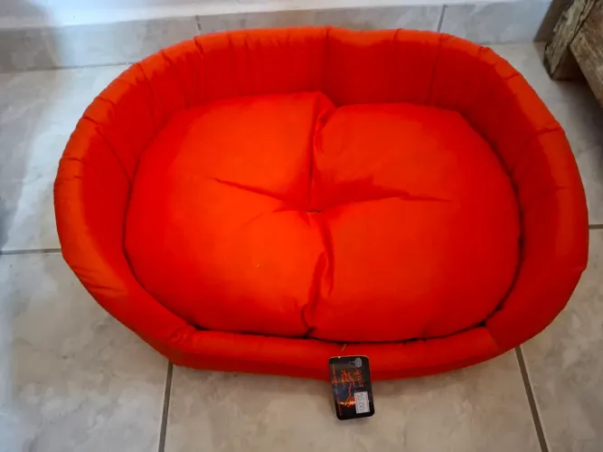 Cama de cachorro pequena